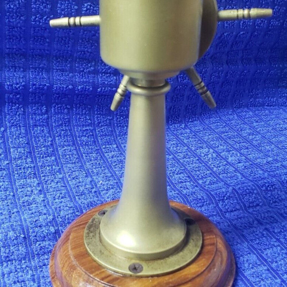 VINTAGE GERMANY DESK PIECE NAVAL BINNACLE AND SHIP’S WHEEL - Picture 5 of 12